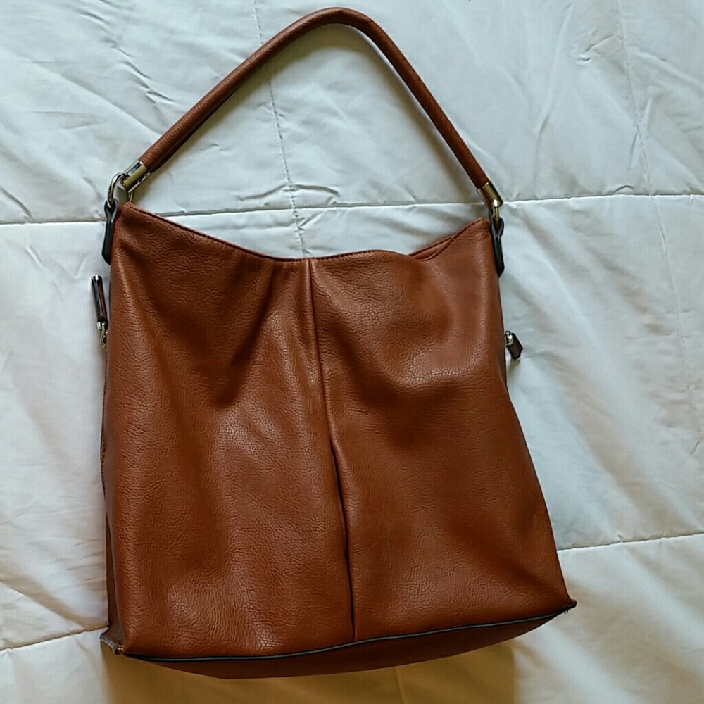 Bucket tote purse
